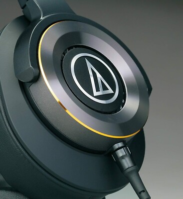 こ*し様 audio-technica ATH-WS1100 Audio Technica ATH-WS1100 Solid Bass Portable Headphones from