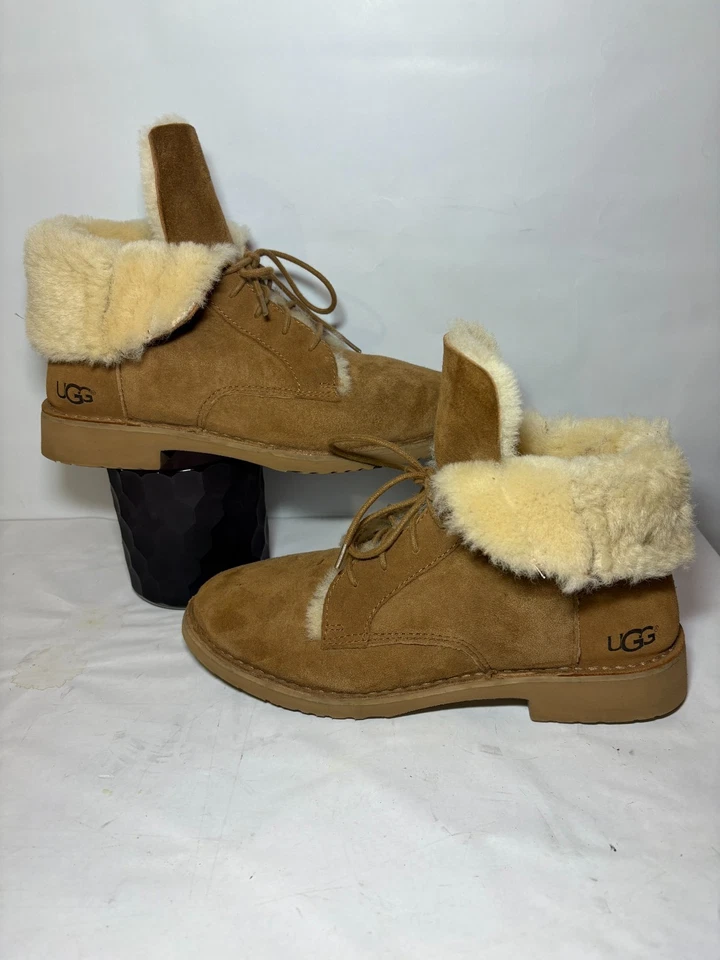 Bota de Combate UGG Quincy Para Mujer 9.5 Cuero Marrón Piel Sintética Forrada Con Cordones Usada en Excelente Condición Foto 4 de 4