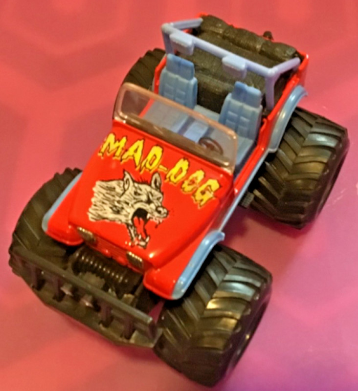 MC TOY MAISTO MAD DOG JEEP 4X4 CJ-7  PULL BACK DIECAST TOY