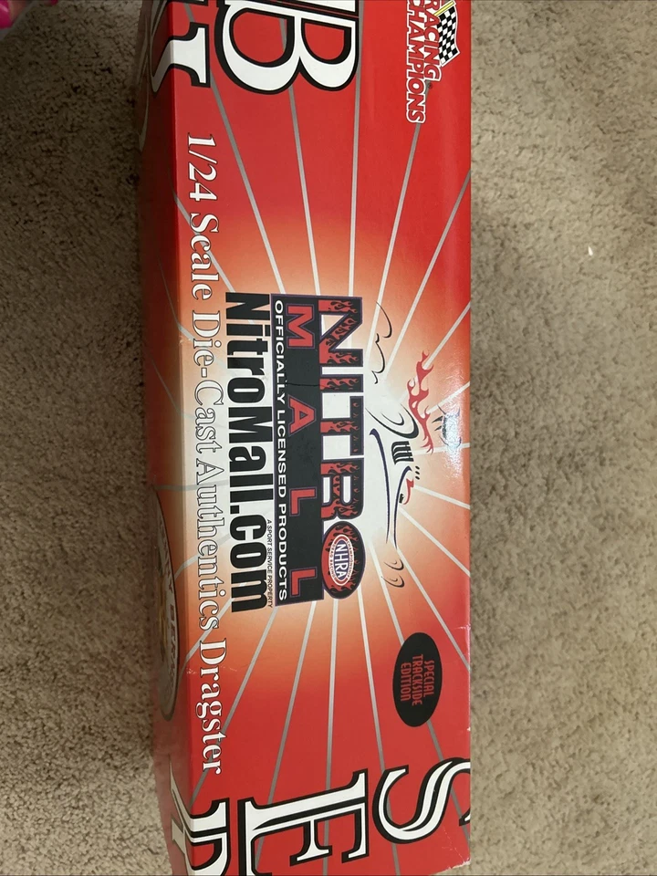 Nitro Mall 1:24 Die-cast Auténtico Dragster Kenny Bernstein Edición Especial en Pista Foto 2 de 4