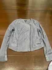 H By Halston Women’s Jacket Lightweight Denim Zip-Up w/Button Detail Size 6