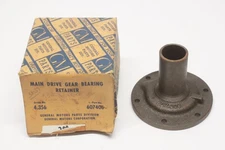 NOS 1938-39 Chevrolet Car Transmission Main Drive Gear Bearing Retainer 607406