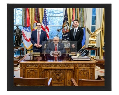 PRESIDENT DONALD TRUMP & NASA ADMINISTRATOR JARED ISAACMAN 8X10 FRAMED PHOTO