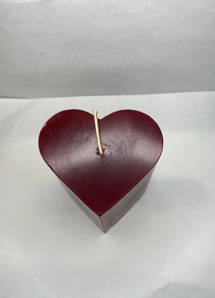Valentine's day heart candle scented  Paraffin Wax 3-1/2" tall pillar 13oz  - Image 2 of 4