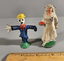 2 VINTAGE MANOIL TOY LEAD FIGURES M36 NURSE AND M143 SCARECROW