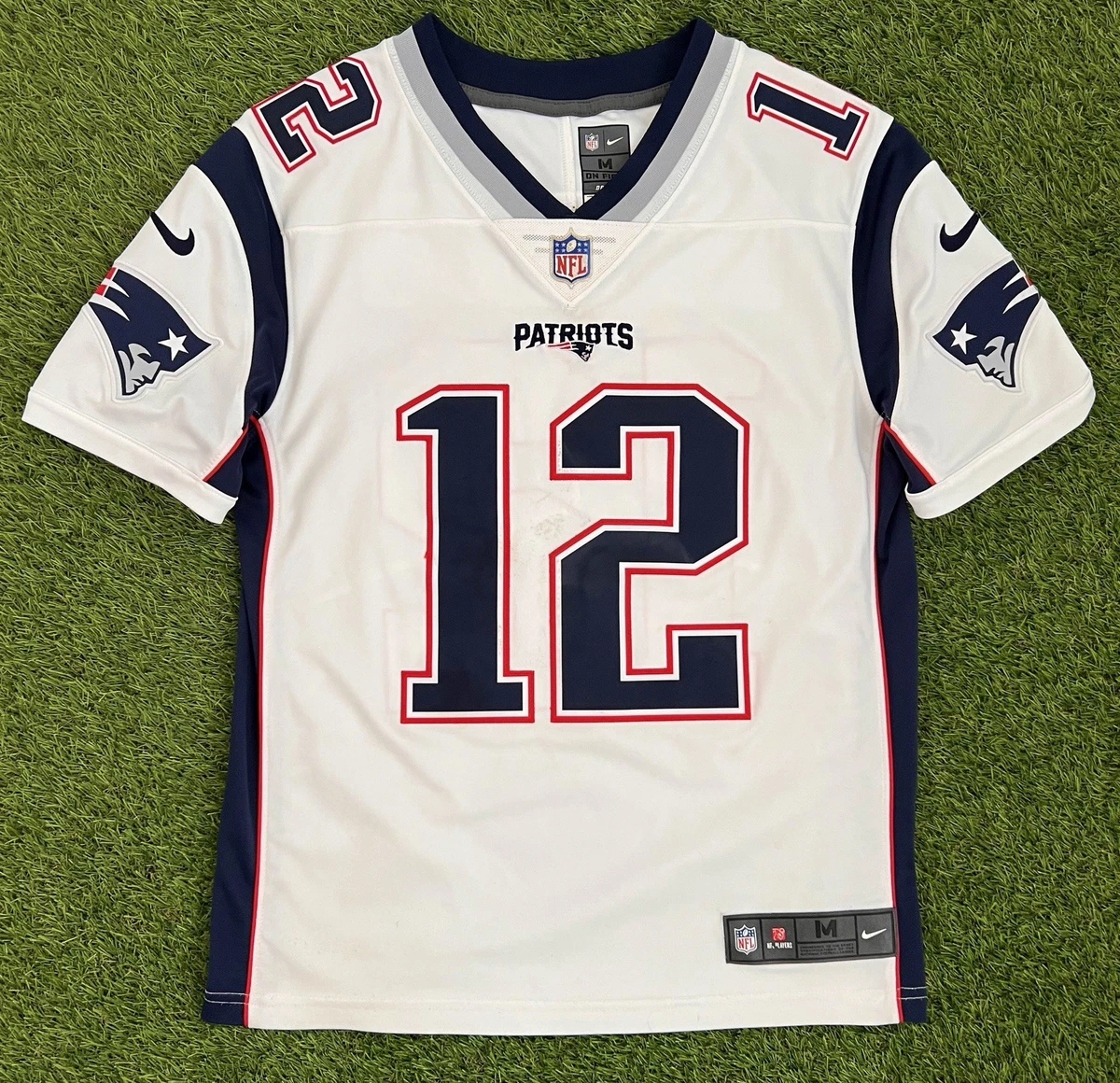 Preços baixos em Tom Brady New England Patriots NFL Camisas