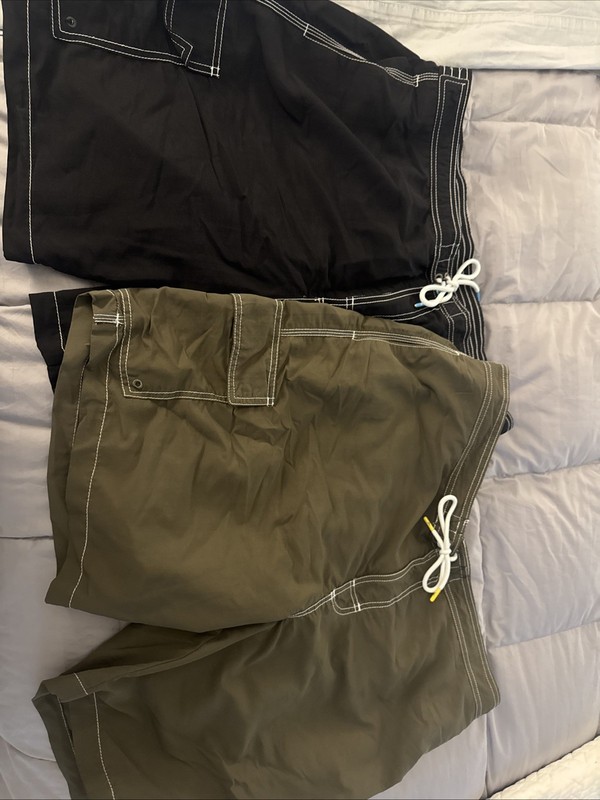 Two Men’s Tommy Bahama Swim Suits Lined Sz XXL