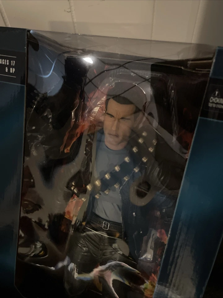 Figura de acción NECA T-800 18" escala 1/4 2017 Terminator 2 Judgment Day ¡Sellada! Foto 4 de 4