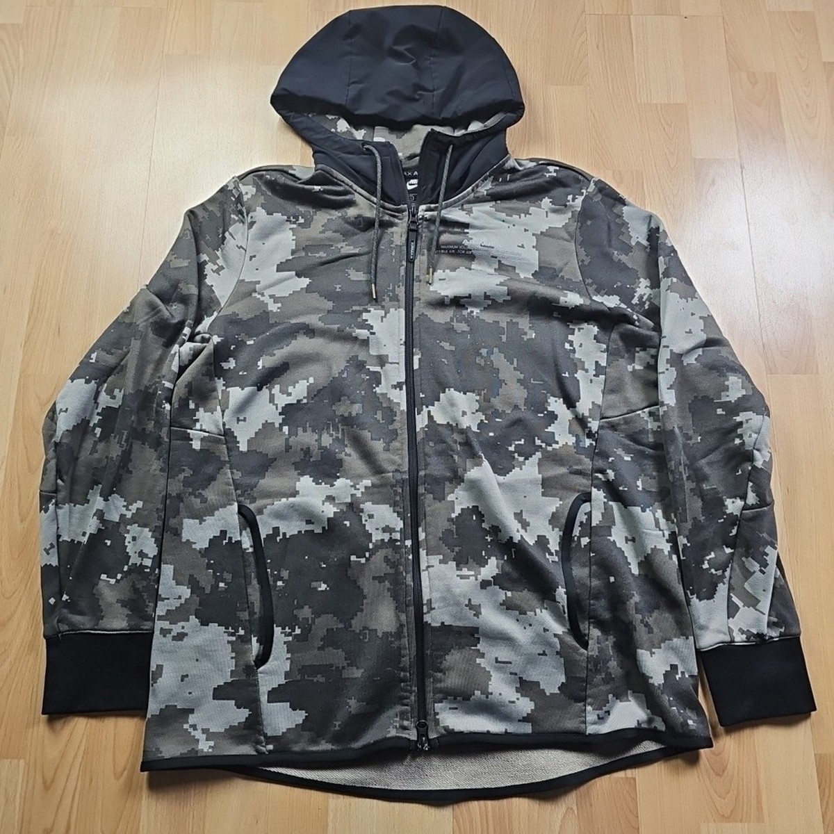 Nike Hoodie Mens Large Digital Camo Air Max Mock High‎ Neck Jacket outdoor