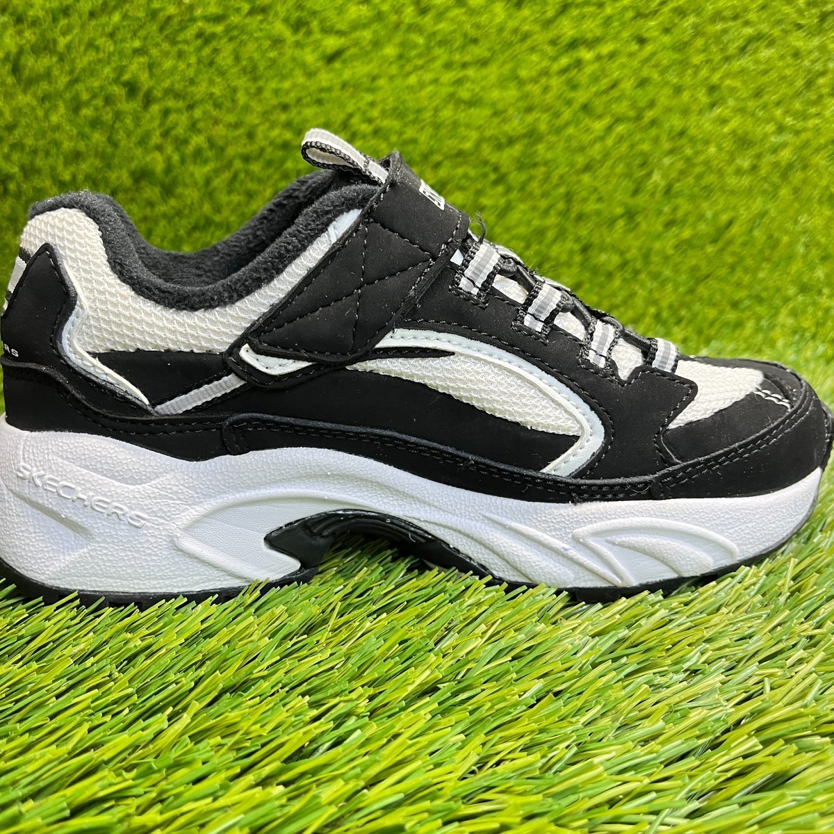 Skechers Stamina Ch99 Boys Size 13C Black White Athletic Running