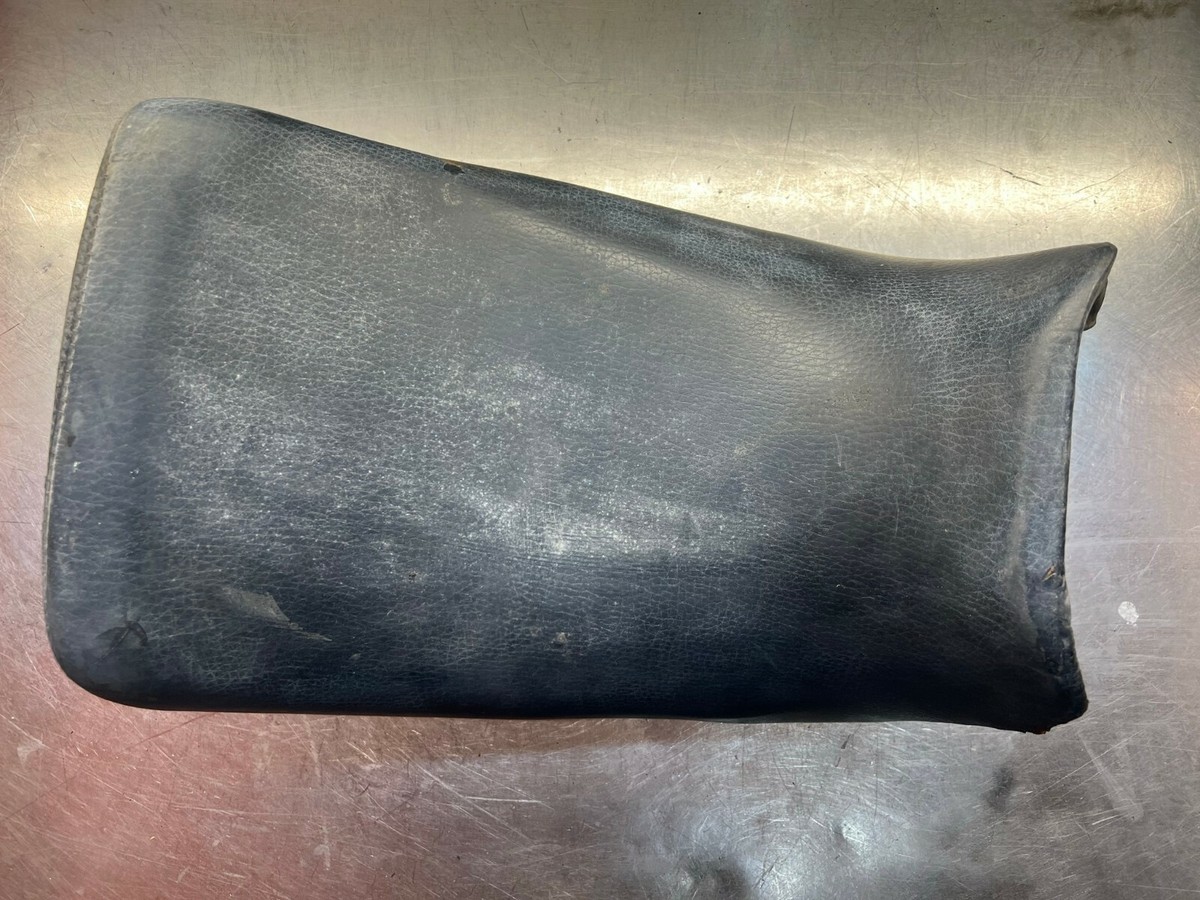 85 - 87 Kawasaki ZX600 Front Seat Cowl Cover Fairing Driver OEM