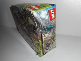 LEGO Racers Nitro Predator 9095 Brand New Sealed  Age 7-12 Building Toy 87 Pcs