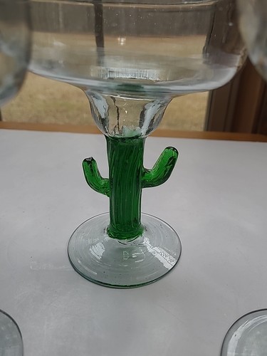 Mundgeblasene mexikanische Margarita Gläser grüner Kaktus Stielglas 4er Set - Bild 6 von 8