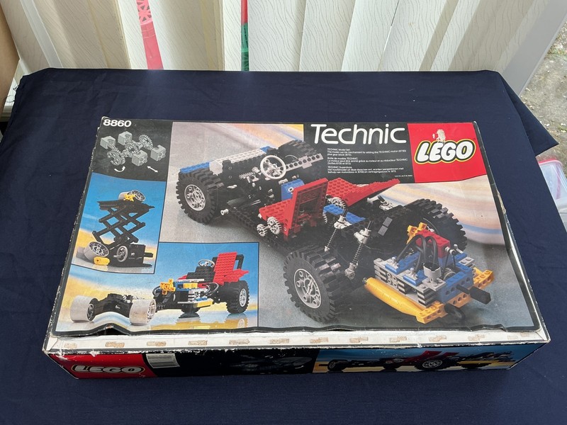 LEGO Technic 8860 Vintage Car Chassis Set Boxed With Instructions Incomplete.