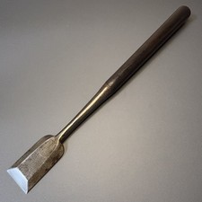 Tsuki Nomi Japanese Slick Chisel 47mm/485mm Ebony Handle Used