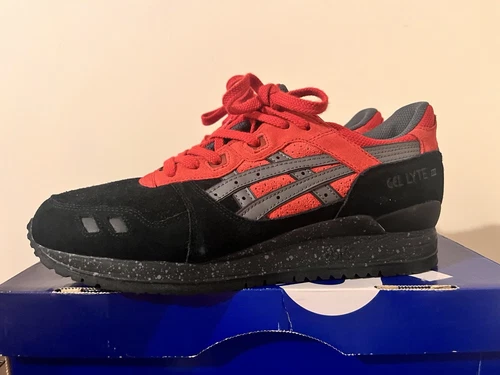 ASICS Gel Lyte iii Bad Santa Rosso Nero Confezione Natale Taglia 8 Uomo Ottime Condizioni