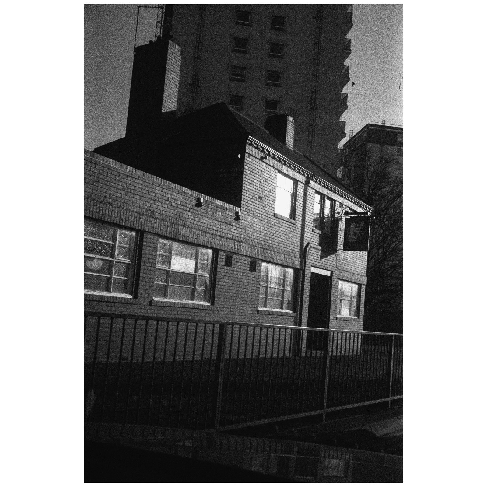 Photo 9/13