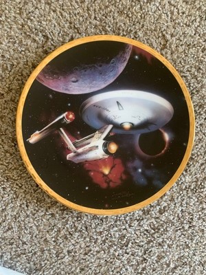Hamilton Collection Star Trek U.S.S. Enterprise NCC-1701 Collector Plate Limited