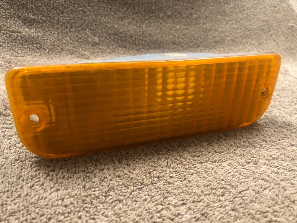 Luz de señal de giro izquierda Plymouth Acclaim, Dodge Spirit, 1991, 1992, 1993 - 1995 Foto 2 de 4