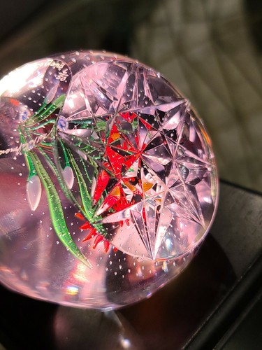 CAITHNESS WHITEFRIARS APRIL SHOWERS SCOTLAND 6/50 PAPERWEIGHT - Picture 8 of 8