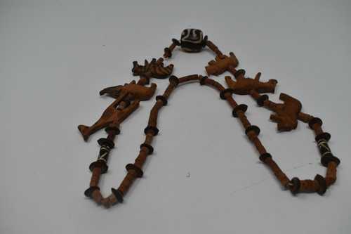 Wooden Wild African Animals Necklace - Picture 3 of 3