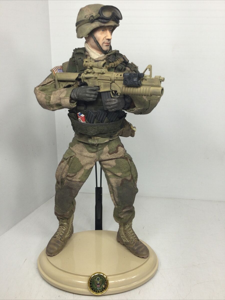 1/6 DRAGON US ARMY SPECIAL FORCES OPERATIVE M-4 GULF WAR 1/6 DRAGON US ARMY SPECIAL FORCES OPERATIVE M-4 GULF WAR