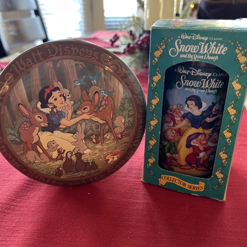 Vintage Snow White Collection Set/2 Storyboard Tin And Burger King/Coca Cola Cup