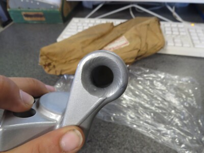 つよしページ NOS Kawasaki OEM LH Handle Bar Clip On 1985-1987 ZX600 46003
