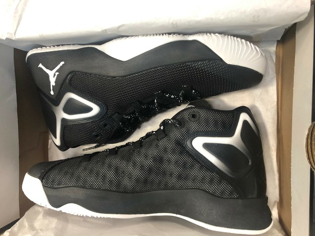 melo m12 price