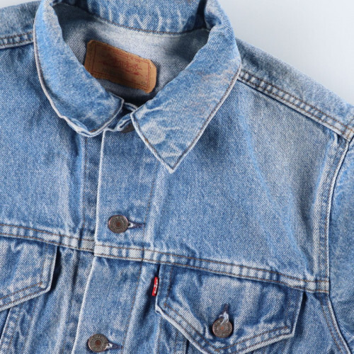 80's Vintage Levi's 70506-0214 Denim Jacket in Blue, Size42R