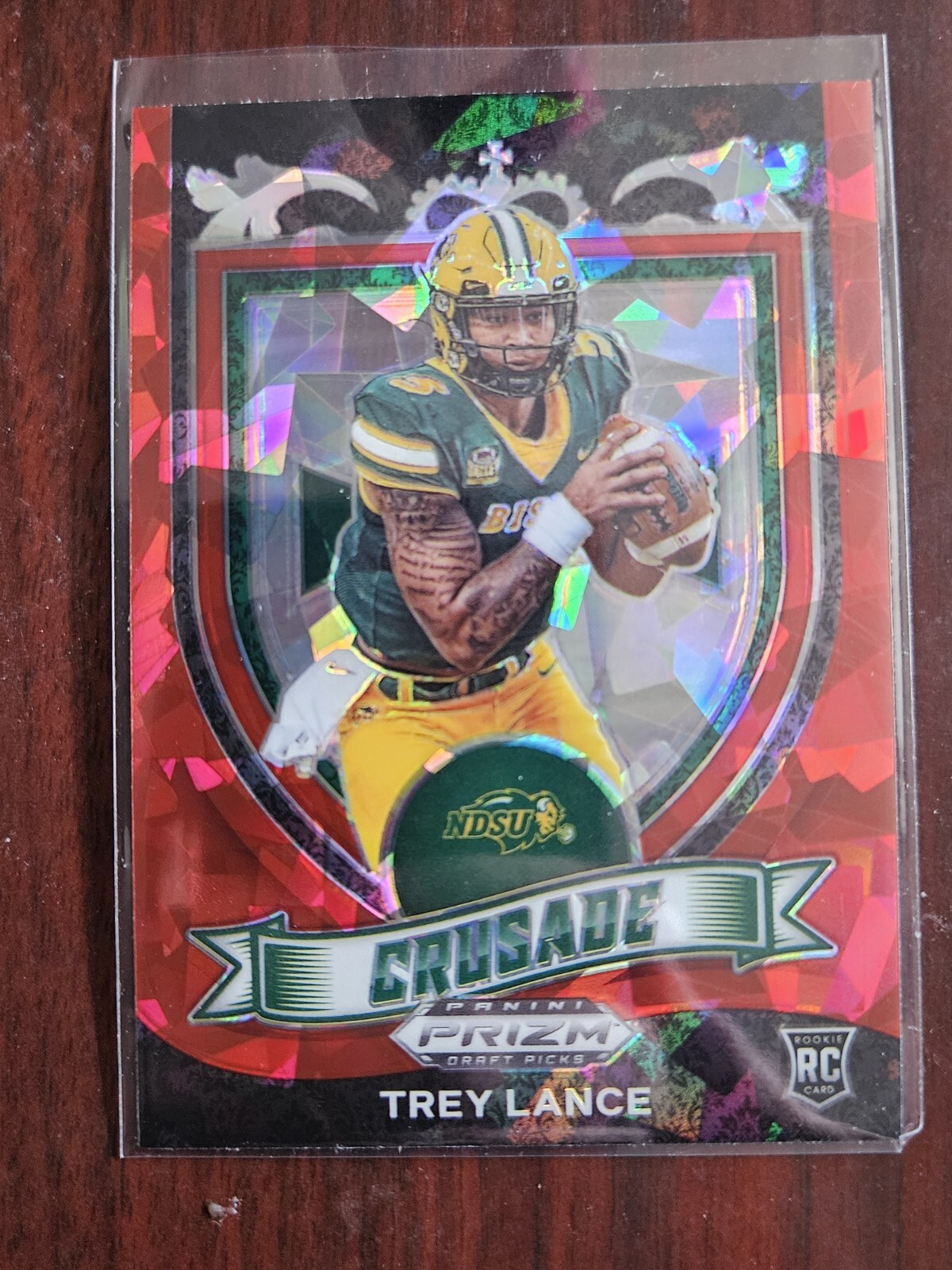 2021 Panini Prizm Draft Picks Trey Lance Crusade Red Cracked Ice Prizm #164