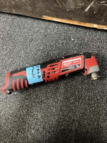Milwaukee 2426-20 M12 Multi-Tool, Oscillating - FOR PARTS OR REPAIR - Picture 2 of 6