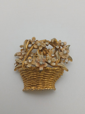MY FAIR LADY BSK goldtone pink enamel clear stones SPRING flower basket brooch