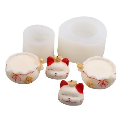 2 Pieces 3D Sugarcraft Mould Baking Tool Lucky for Cat Theme Shape Christmas Gif