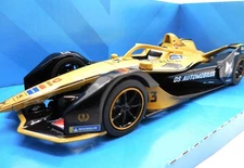 New in Box Scalextric Formula E DS Techeetah, #13 1:32 Slot Car *DPR* C4230
