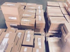 1PC NEW Yaskawa Servo Driver SGD7S-2R8A10A