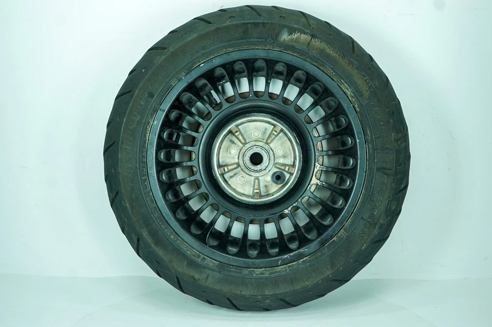 Llanta peladora rueda trasera 12 Harley Road Glide Touring OEM 180/65B16 81H 1325 Foto 3 de 4