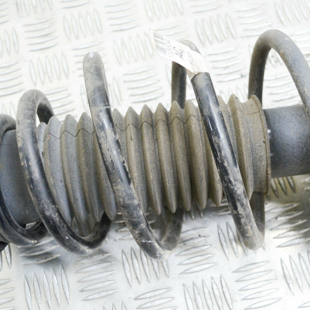 CHEVROLET ORLANDO J309 Front Left Shock Absorber 13261196 1.8 