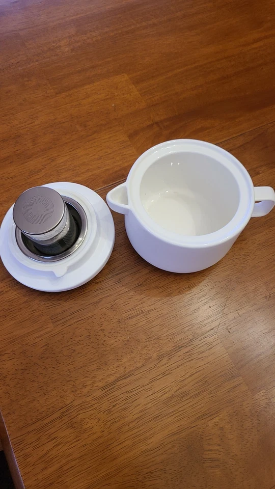 Tetera suelta de cerámica Cookut France aqua silicona tapa mango metal infusor Foto 2 de 4