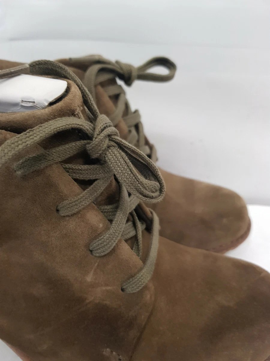 Clarks sashlin sue store ankle bootie