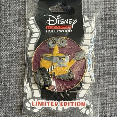 Disney Pixar DSSH Cursive Cuite Wall-E LE 300 Pin