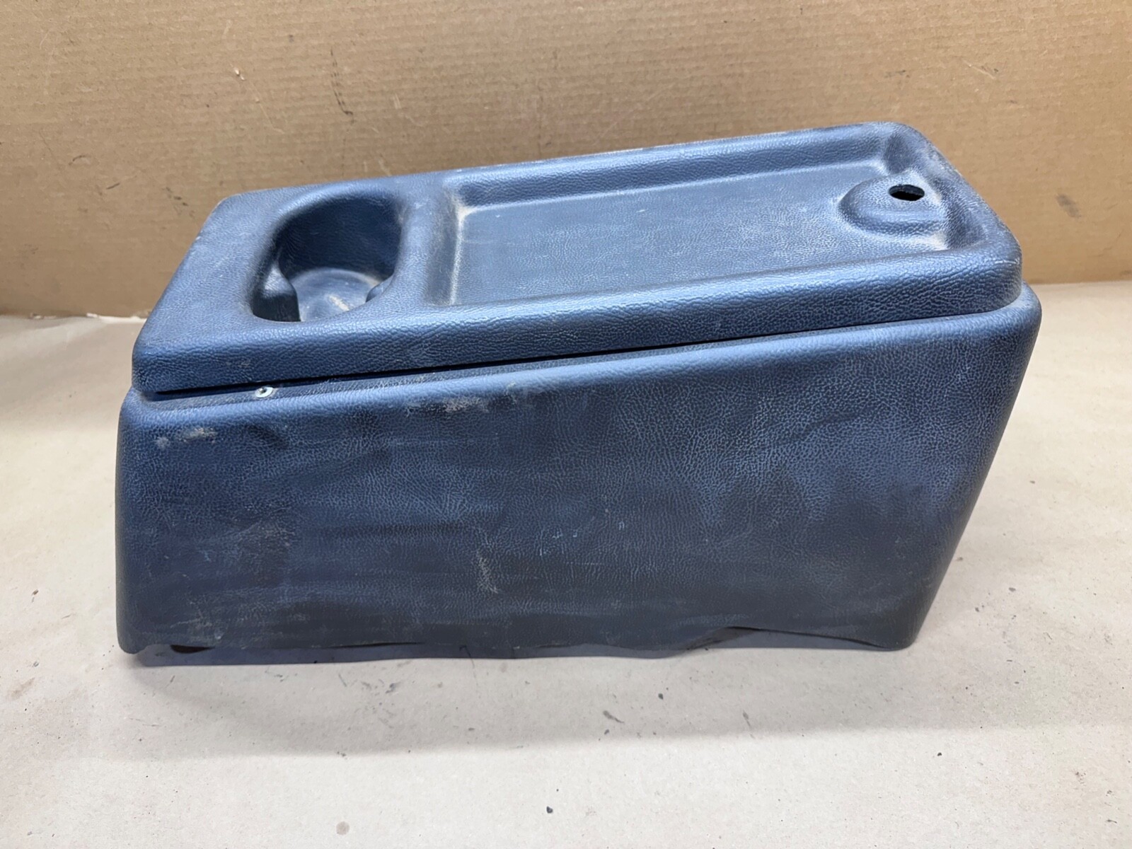 7690 Jeep Wrangler YJ CJ OEM Interior Center Console Black Factory CJ7