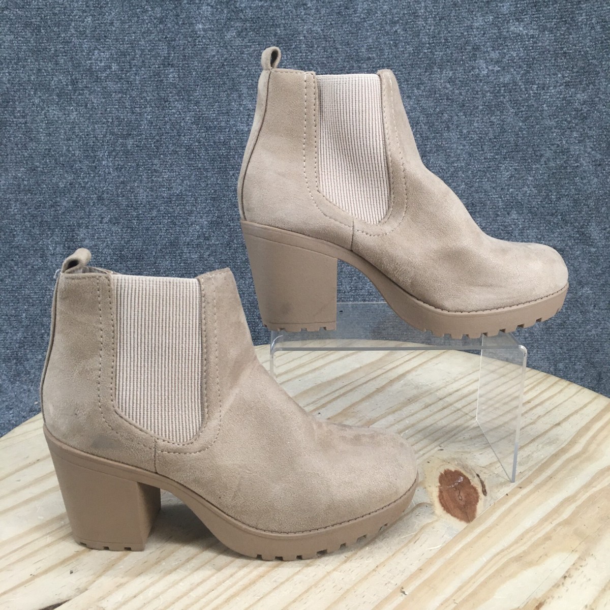 Soda Boots Womens Casual Pull On Chelsea Ankle Bootie Beige