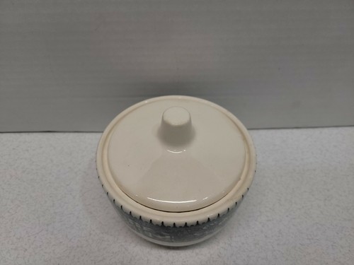 Vintage Ceramic White Sugar Bowl With Lid Blue House Flowers Scene - Picture 5 of 8