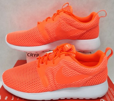 nike roshe one total crimson