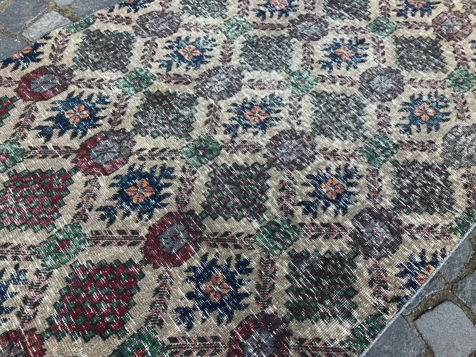 Bohemian Area Rug Handmade Wool Rug Turkish Vintage Traditional Rug 3,2 x 5,9 ft - Image 2 of 4