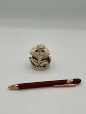 Harmony Kingdom Tongue and Cheek 1994 Frogs Made In England