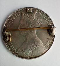 LOWEST PRICE GOTHIC CROWN 1847 - Enamelled Reverse + Badge Pin