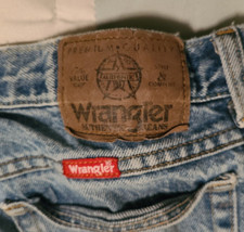 Vtg. Wrangler 90's Naturally Distressed Jeans