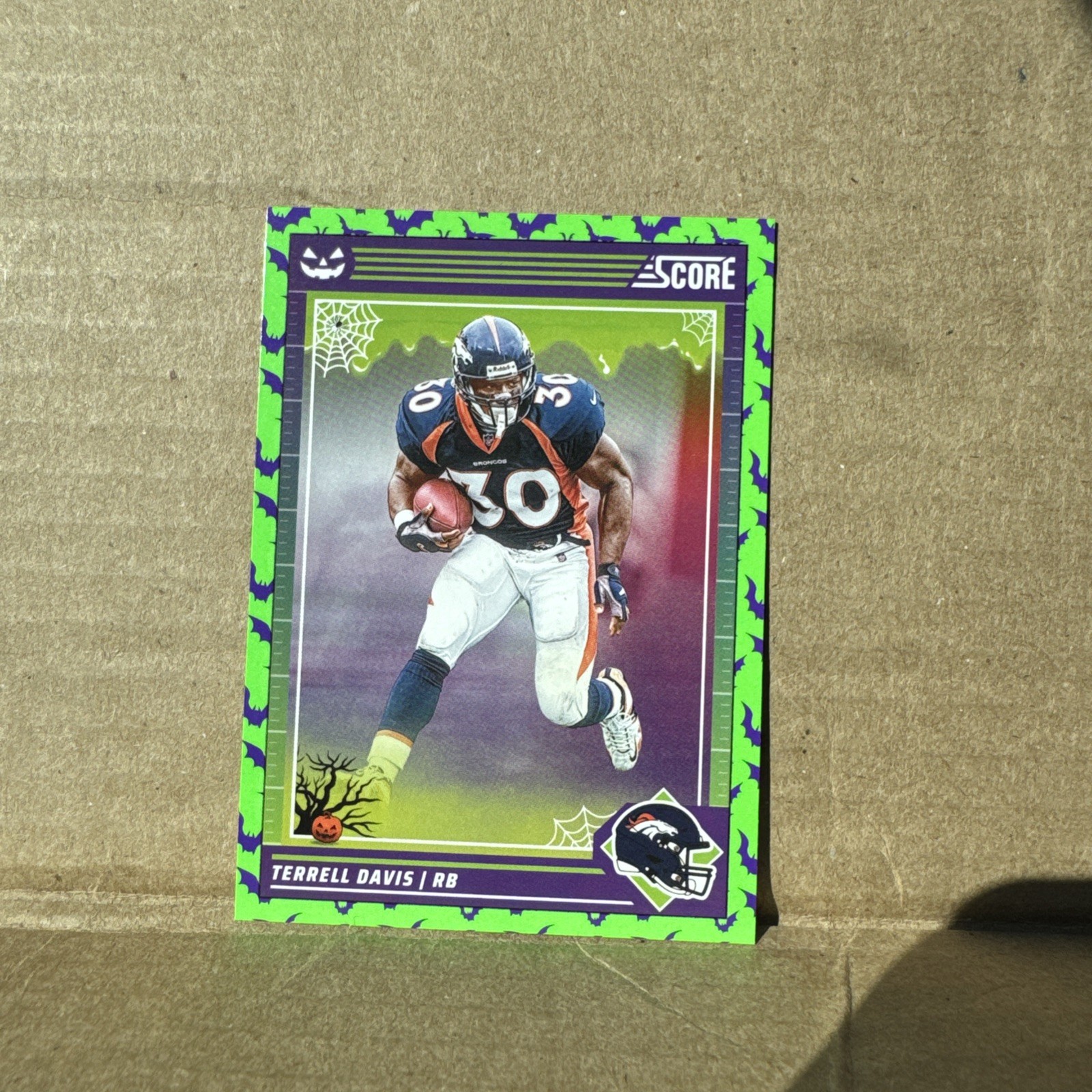 TERRELL DAVIS 2024 Panini Score Halloween Green Bats #293 Denver Broncos